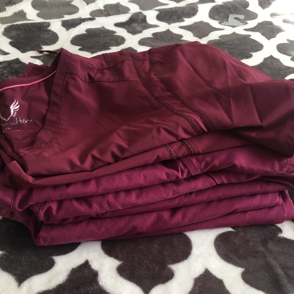 Maroon scrub lot (4 tops, 3 bottoms)